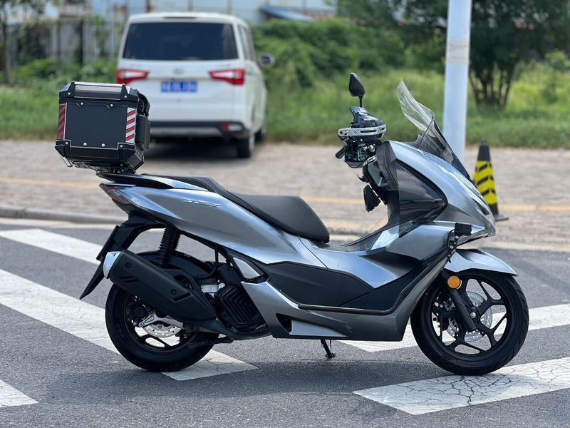 二手五羊本田PCX