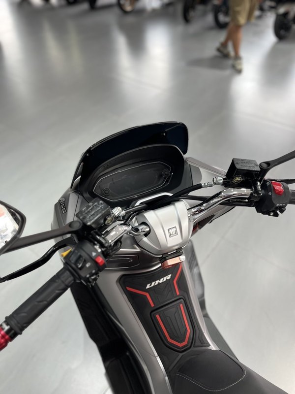 二手豪爵UHR150