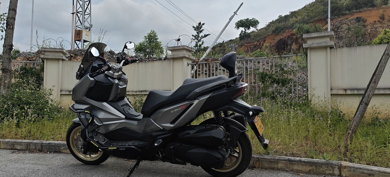 二手三阳哈士奇 Husky ADV300