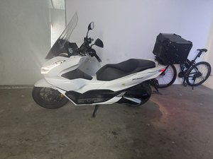 二手五羊本田PCX