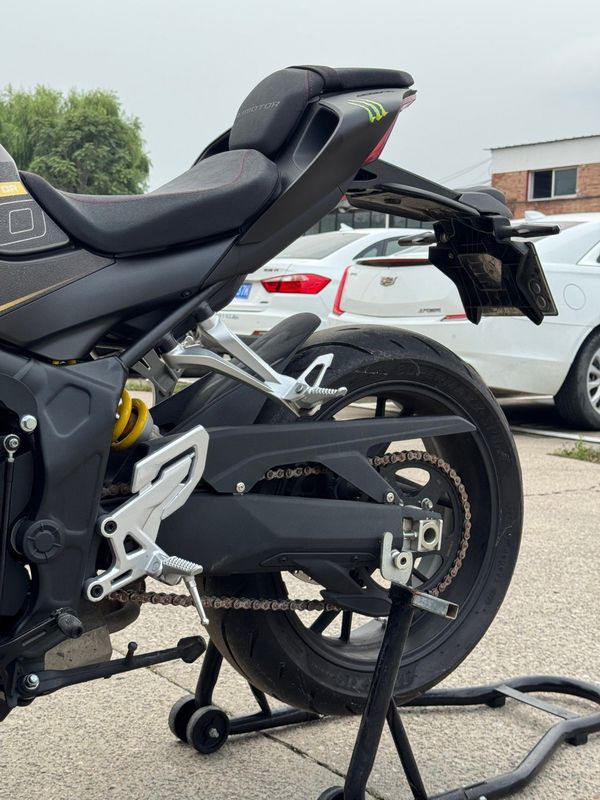 二手QJMOTOR赛800