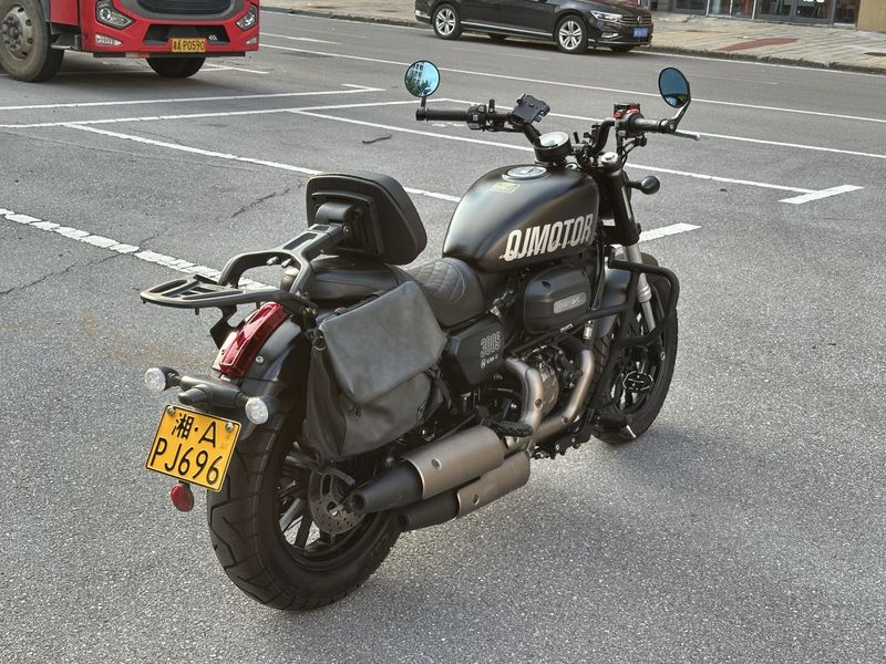 二手QJMOTOR闪300