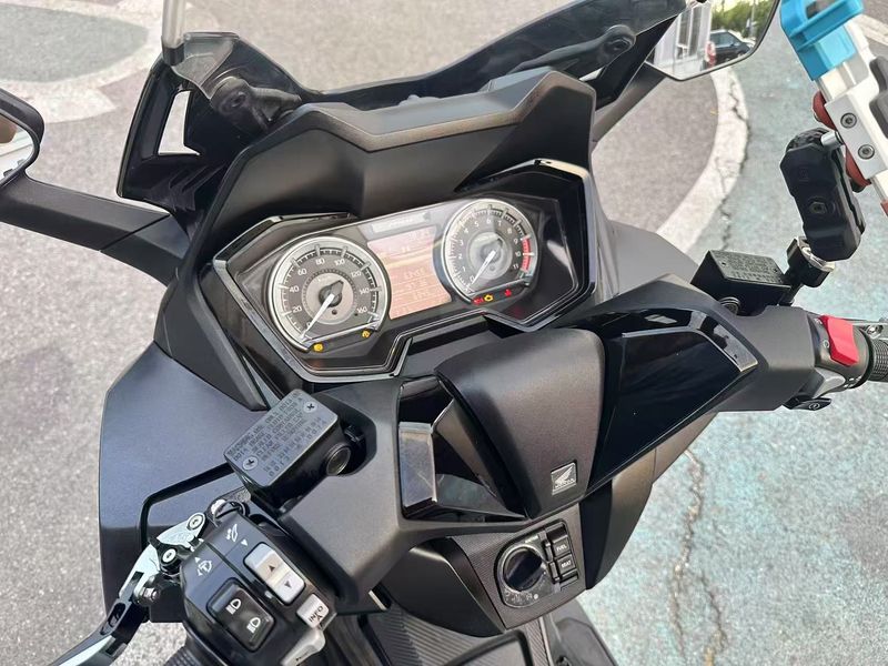 二手本田NSS350(进口)