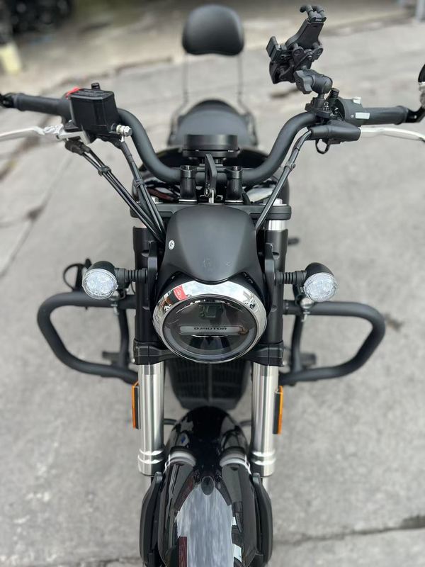 二手QJMOTOR闪300