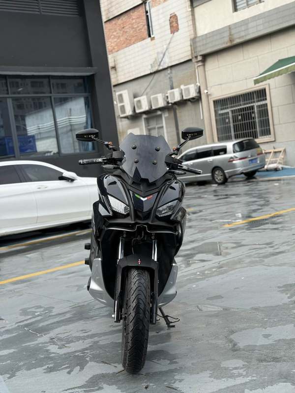 二手阿普利亚SR GT 200