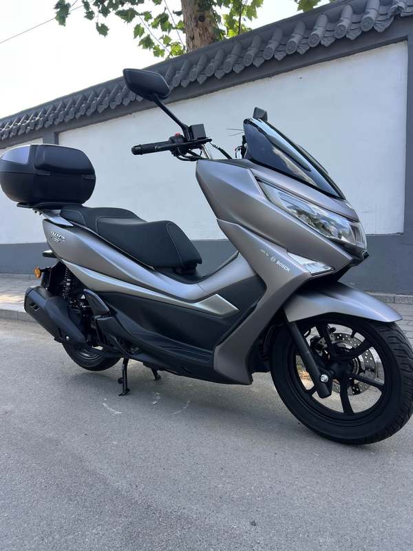 二手豪爵UHR150