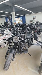 二手QJMOTOR闪300
