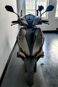 二手五羊本田NX125