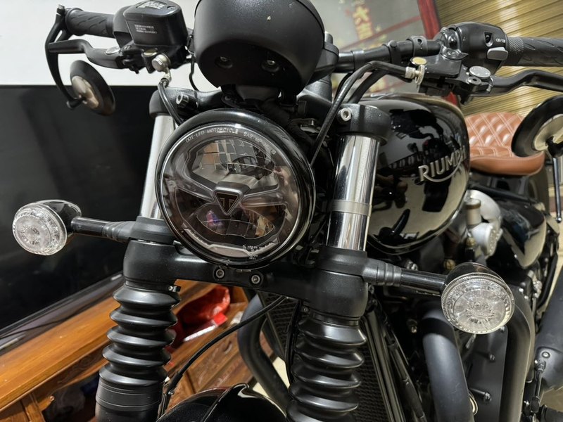 二手凯旋Bonneville Bobber