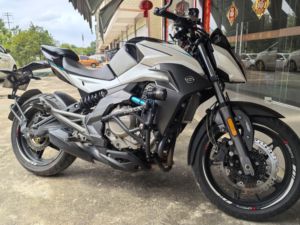 二手春风650NK