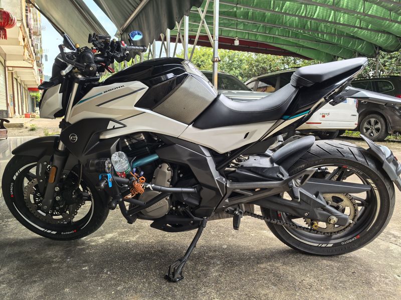 二手春风650NK