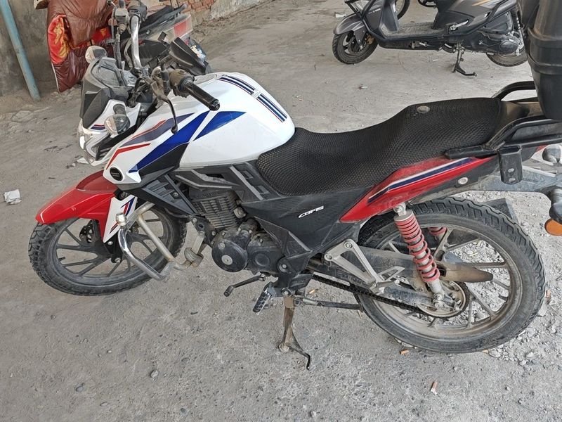二手新大洲本田CBF150R