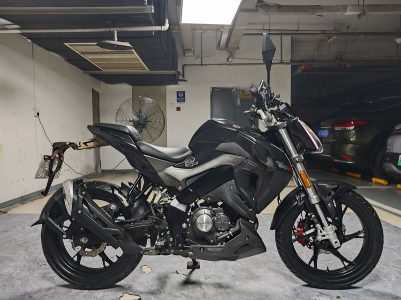 二手贝纳利小迅龙 BN150S