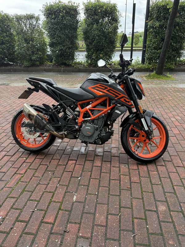 二手KTMR2R250 Duke