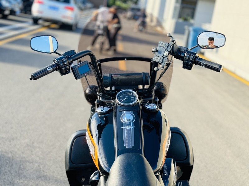 二手哈雷戴维森路王定制版 Road King Special