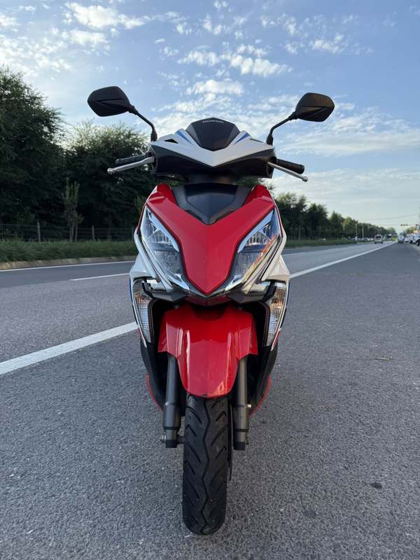 二手新大洲本田裂行 RX125Fi