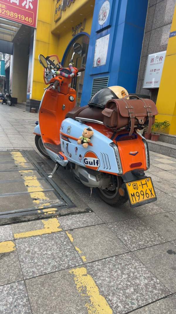 二手维多利亚Sixties 250Si