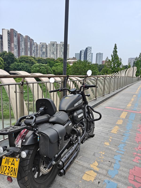 二手QJMOTOR闪250