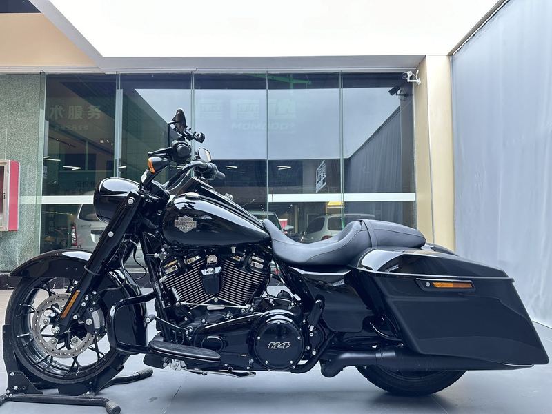 二手哈雷戴维森路王定制版 Road King Special