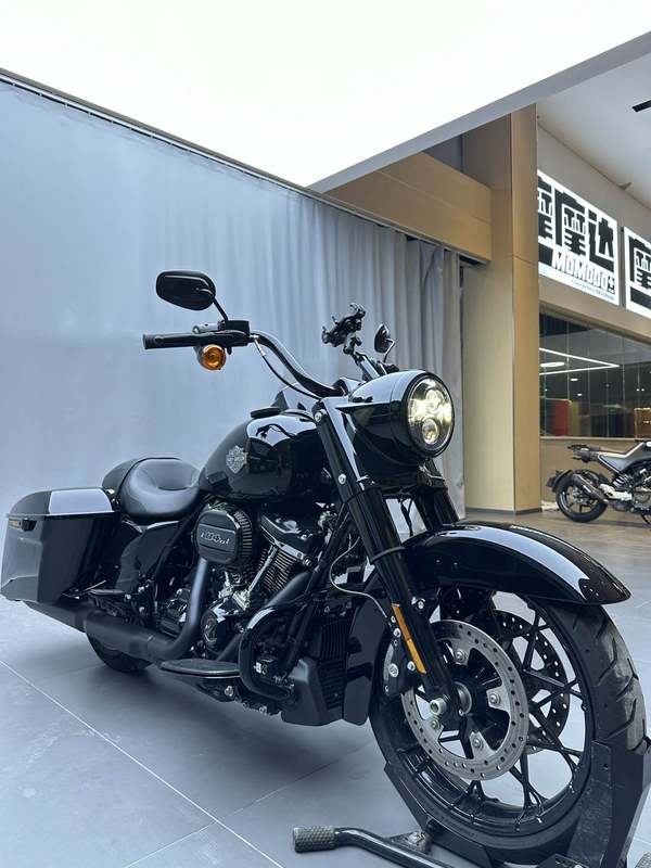 二手哈雷戴维森路王定制版 Road King Special