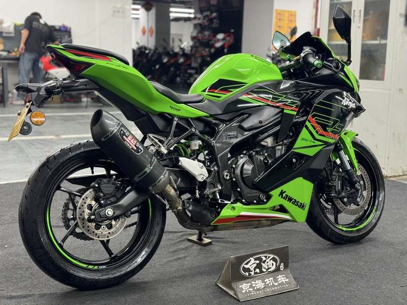 二手川崎ZX-4R