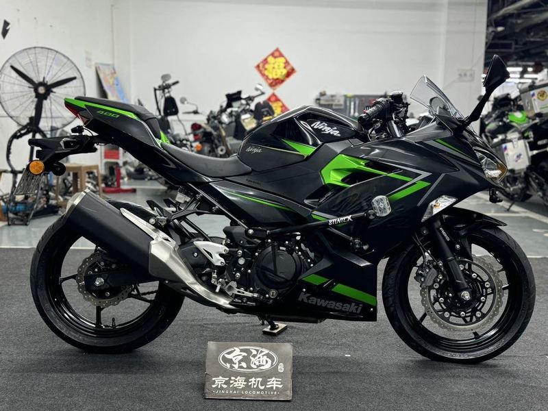 二手川崎Ninja 400