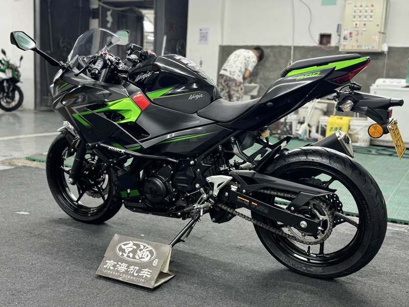 二手川崎Ninja 400