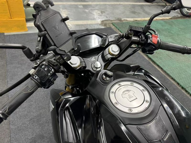 二手五羊本田CB190R 暴锋眼