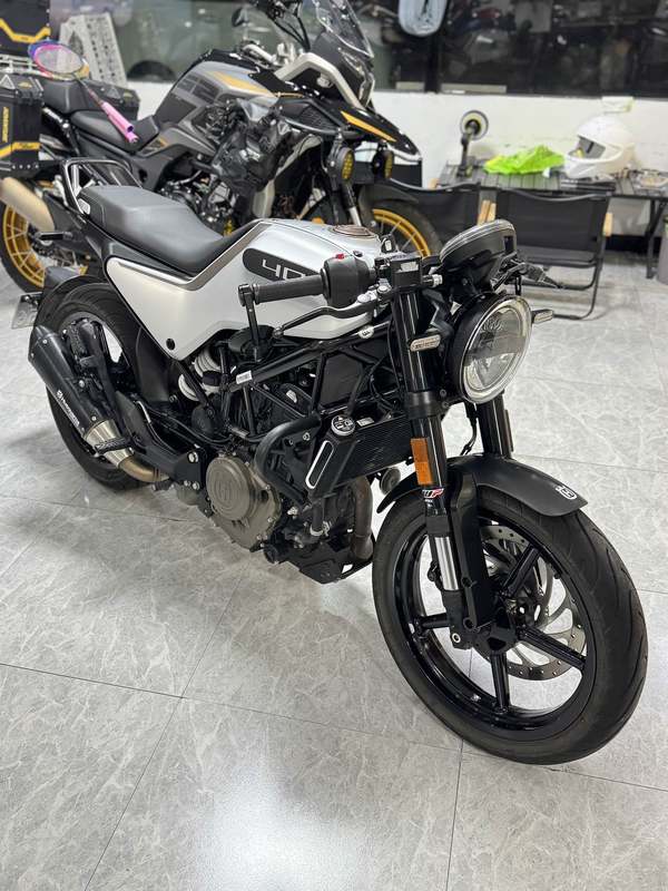 二手HUSQVARNA白箭 401