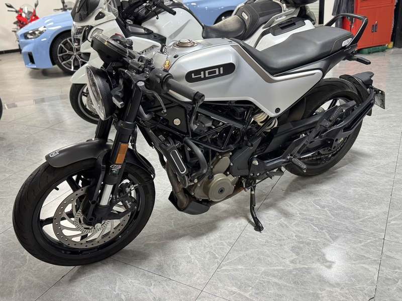 二手HUSQVARNA白箭 401