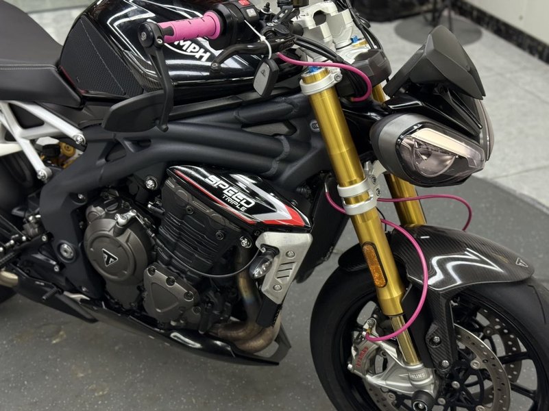 二手凯旋Speed Triple 1200 RS