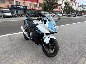 二手贝纳利龙卷风 Tornado 302R