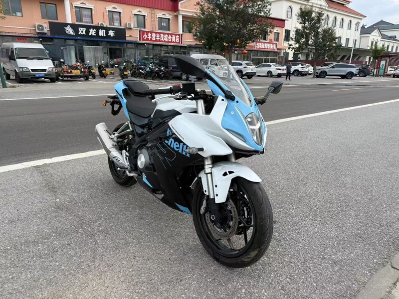 二手贝纳利龙卷风 Tornado 302R