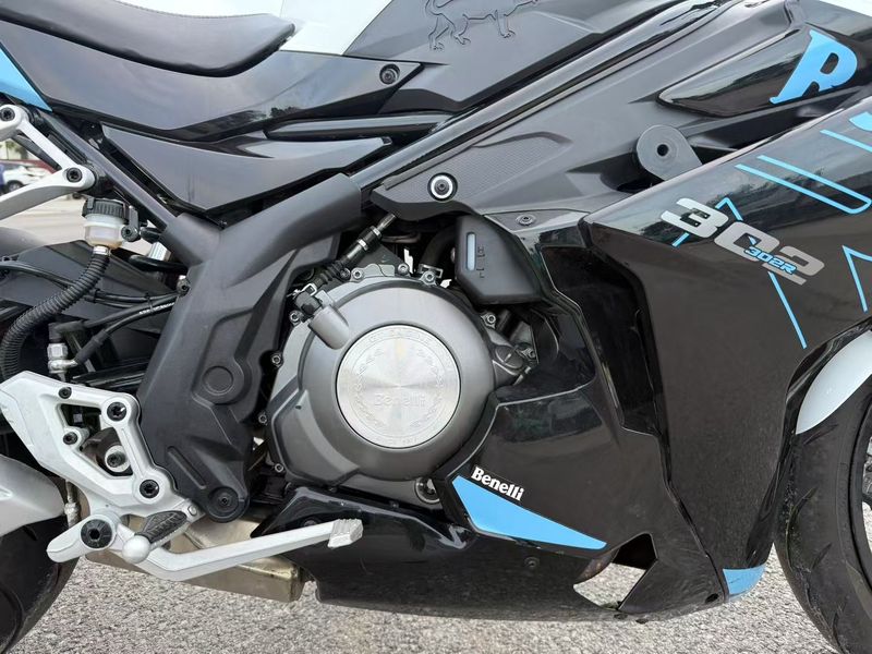 二手贝纳利龙卷风 Tornado 302R