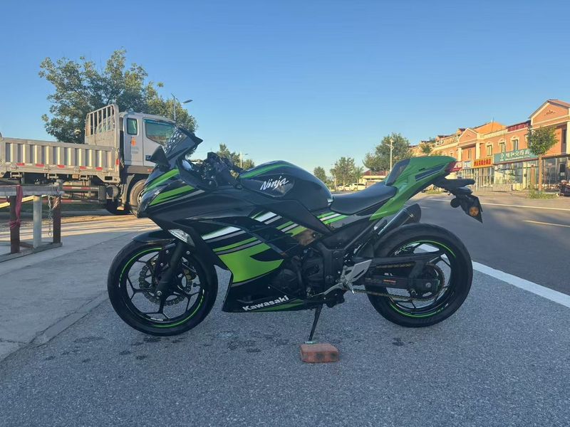 二手川崎Ninja 250