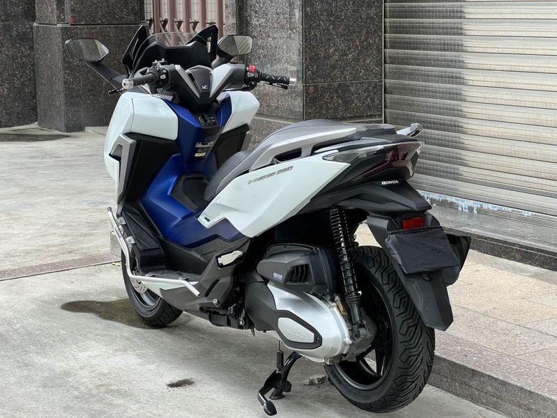 二手本田NSS350(进口)