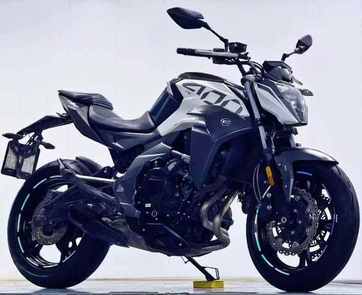 二手春风400NK