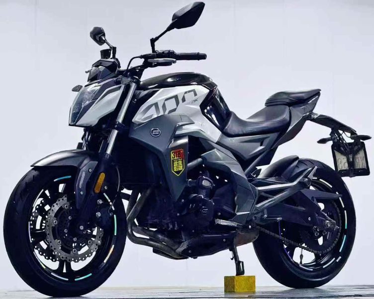 二手春风400NK