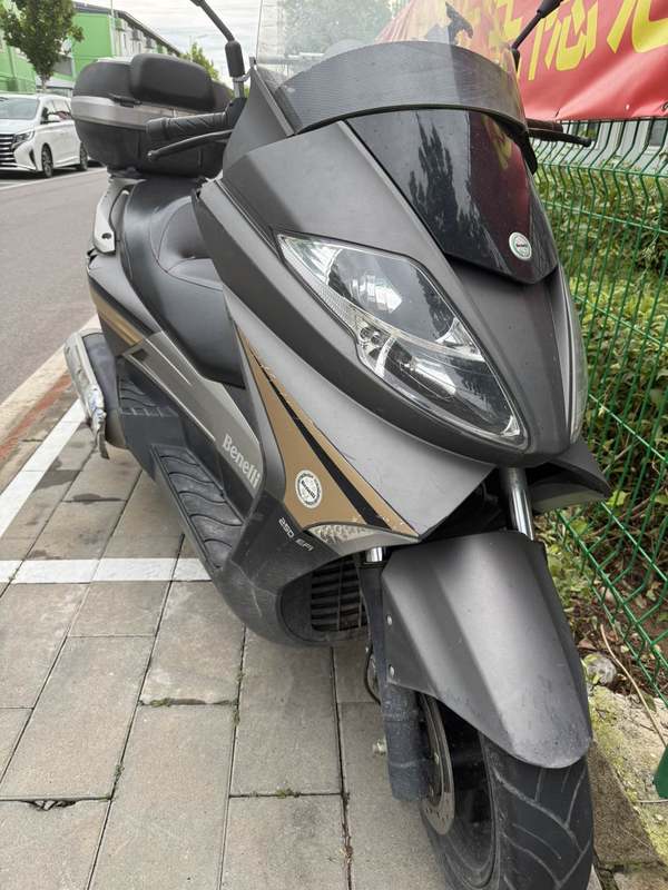 二手贝纳利银刃 BJ250T-8