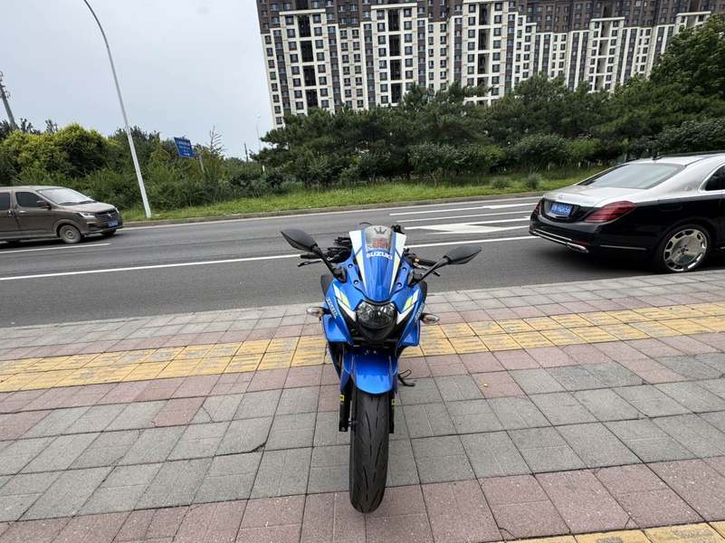 二手豪爵铃木GSX250R
