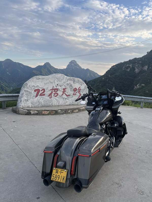 二手哈雷戴维森公路滑翔 Road Glide