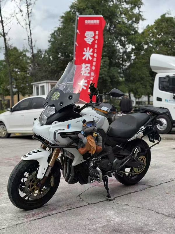 二手贝纳利600GC