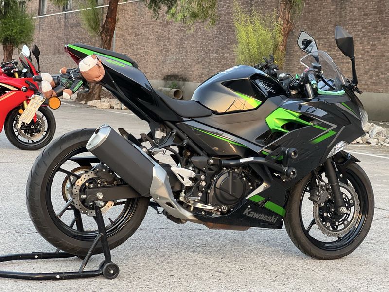 二手川崎Ninja 400