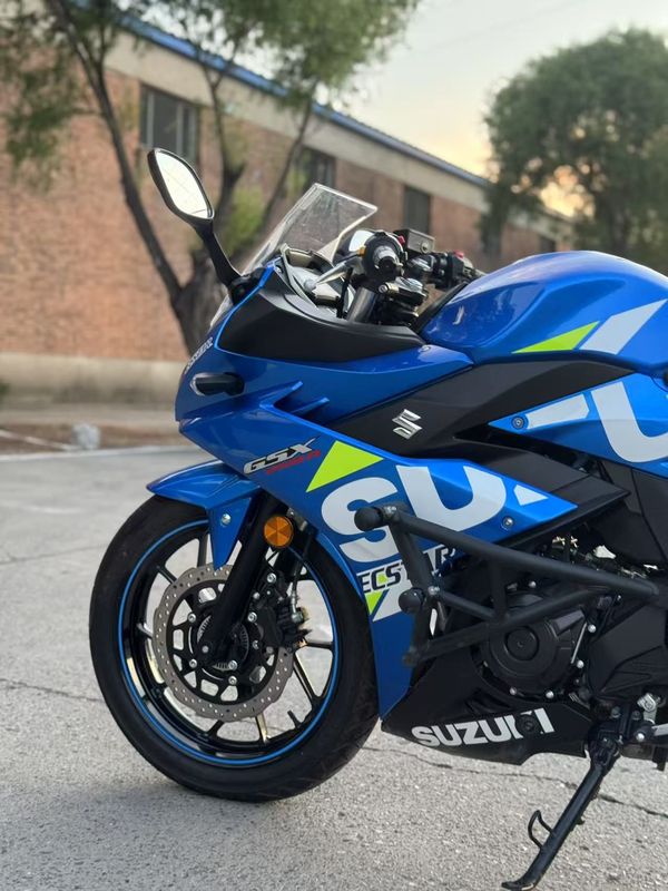 二手豪爵铃木GSX250R