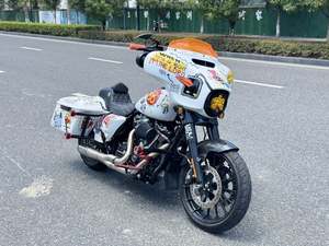二手哈雷戴维森大道滑翔 Street Glide