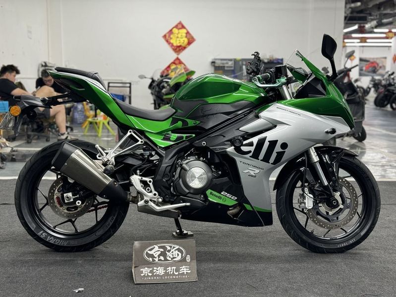 二手贝纳利龙卷风 Tornado 252R