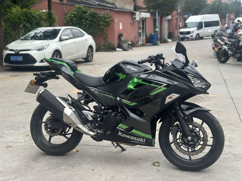 二手川崎Ninja 400