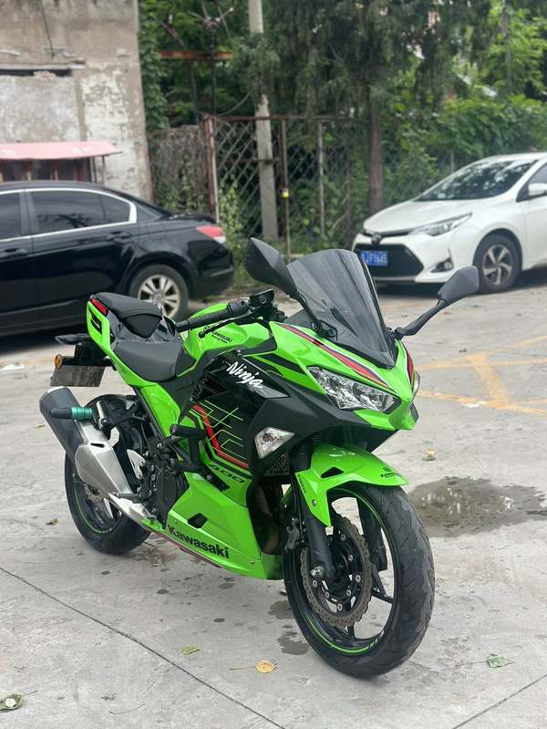 二手川崎Ninja 400