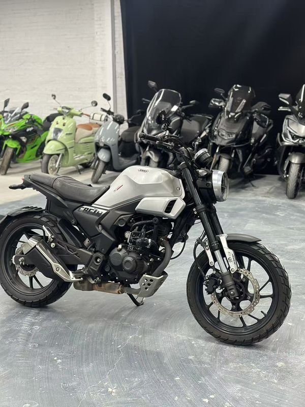 二手新大洲本田CBF190TR