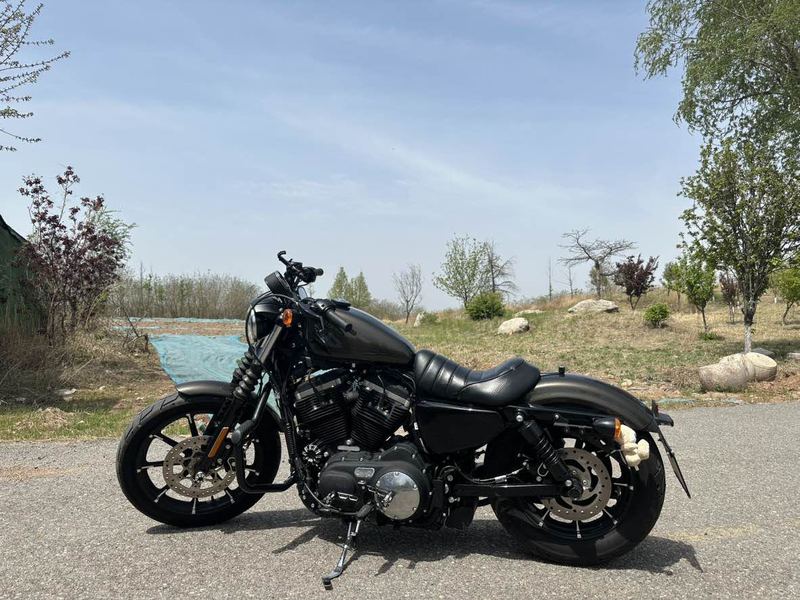 二手哈雷戴维森Iron883 硬汉